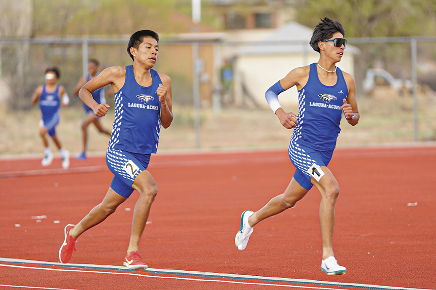 Laguna Acoma junior eyeing three-peat in distance races at state