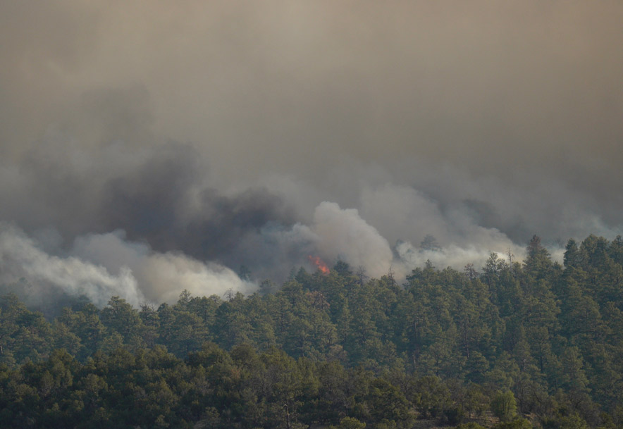 St. Michaels declares emergency as Oak Ridge Fire threatens homes, powerlines