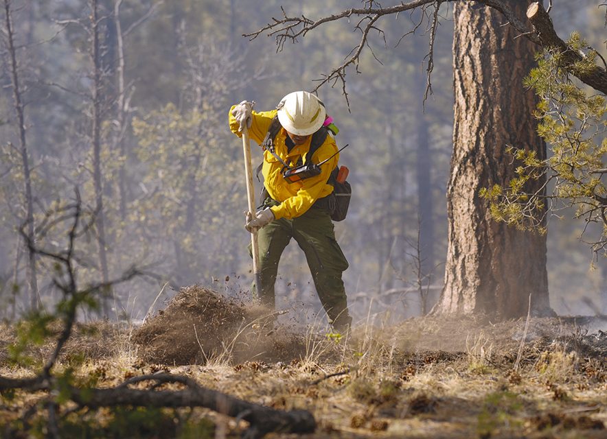 Thunderstorm winds could reignite Oak Ridge Fire, officials warn