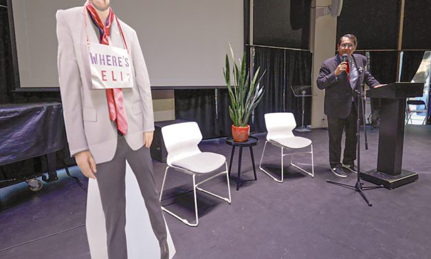 Nez, Ansari mobilize voters against Crane’s record at Flagstaff town hall