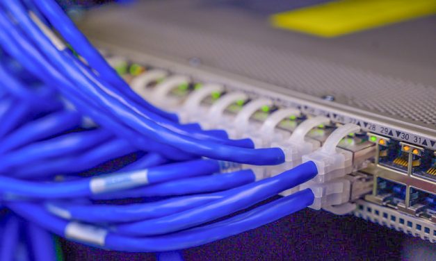 Frontier’s pay dispute on the Navajo Nation remains unresolved as Verizon merger looms