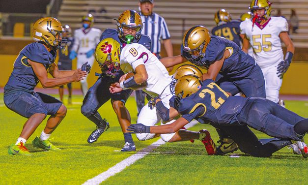 Chinle extends win streak with 22-0 shutout over Winslow