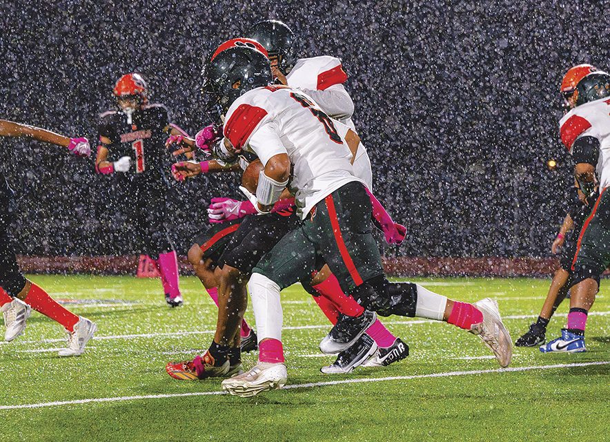 Wingate Bears edge Gallup Bengals, 14–12, in rain-soaked battle