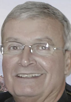 Ted Olin Farris, 77,