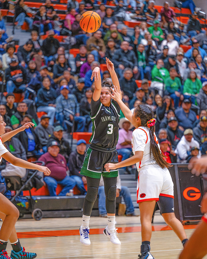 Caris Dale’s late 3 lifts Farmington past Gallup in 53–50 thriller