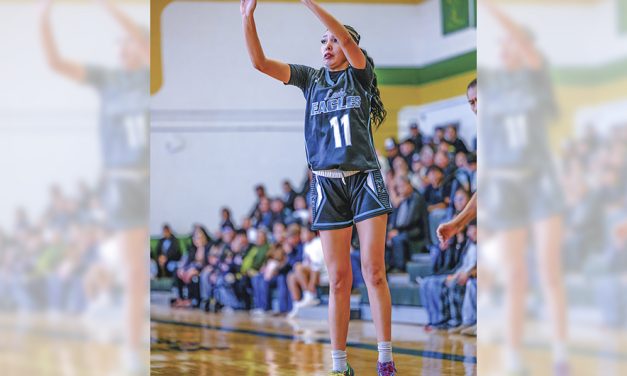 Navajo Prep rolls past Thoreau, extends district streak