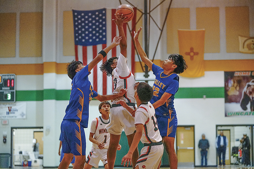 Wingate boys lean on veteran forward in 53-49 win over Valley