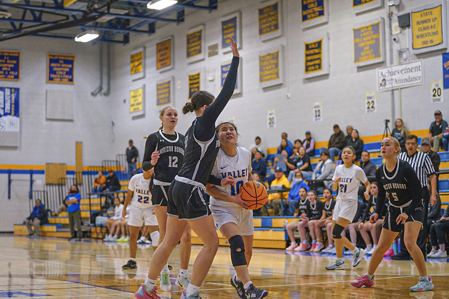 Valley girls basketball rallies past Horizon Honors, advances to 2A quarterfinals