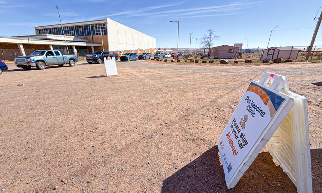Low-cost mobile clinic expands pet care in Kayenta, Tuba City