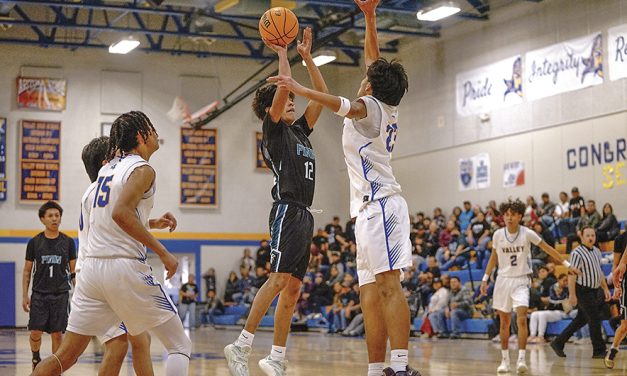 Piñon clinches No. 4 seed with win over Valley Pirates