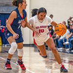 Bailey Williams’ second-half surge sends Holbrook to 3A state first round