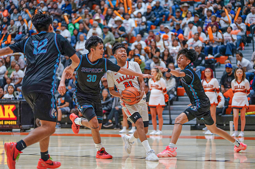 Championship Saturday: Rehoboth, Tohatchi, Gallup boys capture district crowns