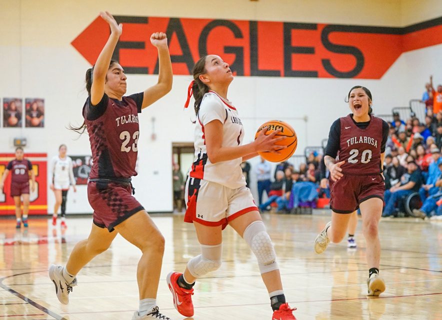 Crownpoint girls overcome jitters in playoff win over Tularosa