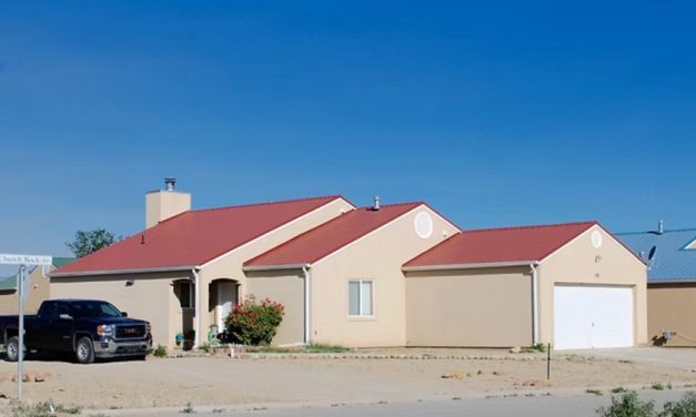 Sandstone bankruptcy halts Kayenta damages hearing