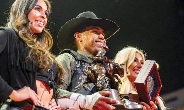 Whitehorse makes history with Ty Murray Invitational win