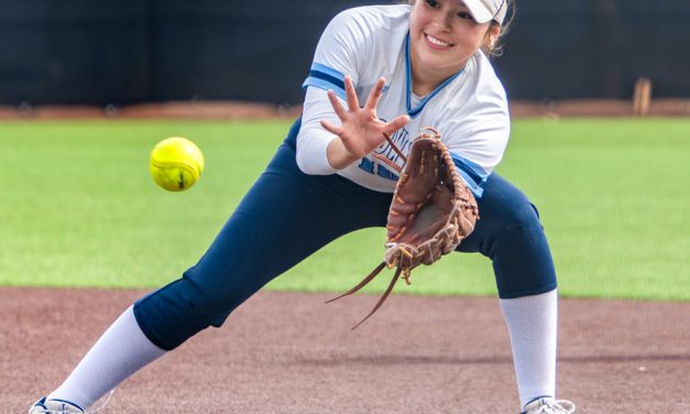Window Rock rallies late to defeat Chinle 6-1 behind dominant pitching