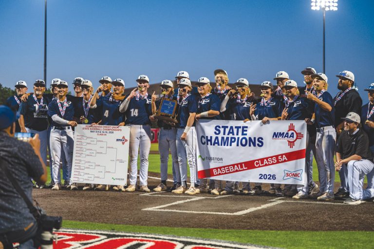 Panthers score early, roll to 5A state baseball championship - Navajo Times