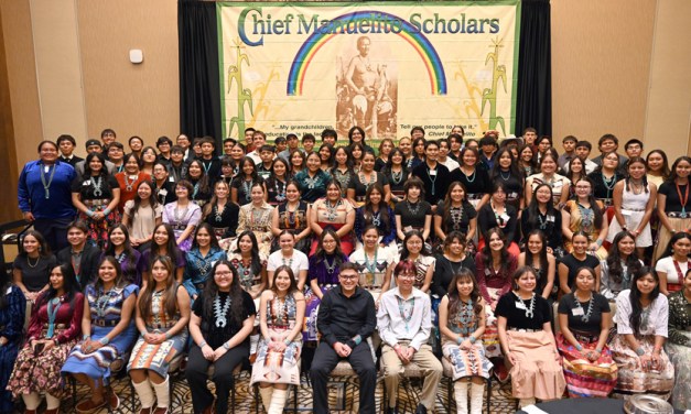 ‘Find your rhythm’ <br>Chief Manuelito Scholars prepare for college with lessons from those who came before
