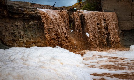 3 family members die after being swept away in Two Grey Hills floodwaters